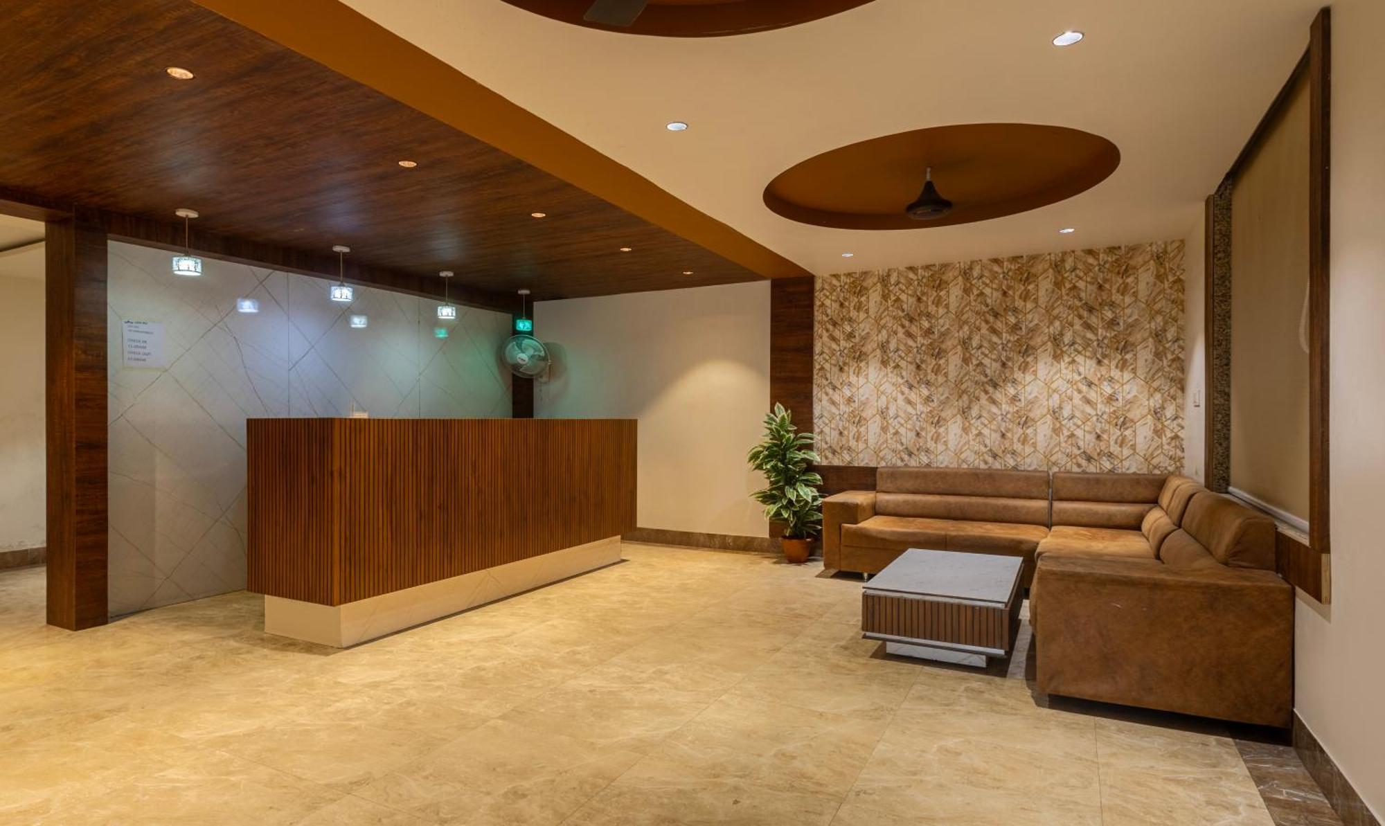 Treebo Eden Park, Ahmedabad Hotell Watuwa Exteriör bild